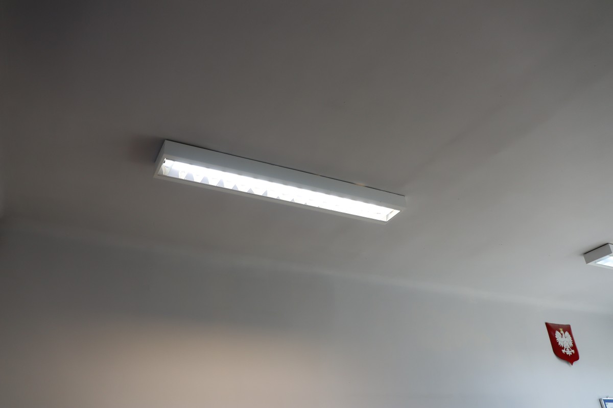 Modernizacja instalacji oświetlenia na energooszczędne w SP 3