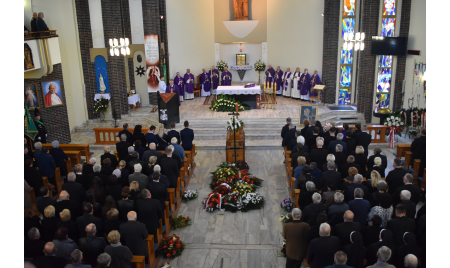 Odbyły się uroczystości pogrzebowe świętej pamięci Klemensa Ścierskiego