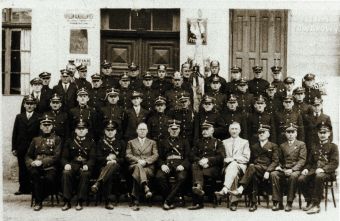 Uroczystość ufundowania sztandaru dla Straży Pożarnej w Lędzinach /1931r./ (ze zbiorów Łucji Kostka)