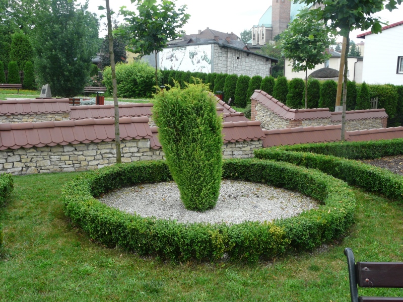 Skwery w Lędzinach