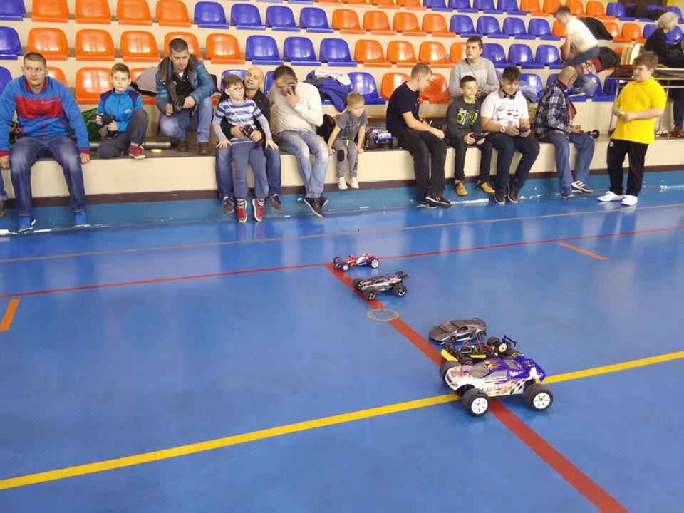 VII POWIATOWE ZAWODY MODELI SAMOCHODÓW RC