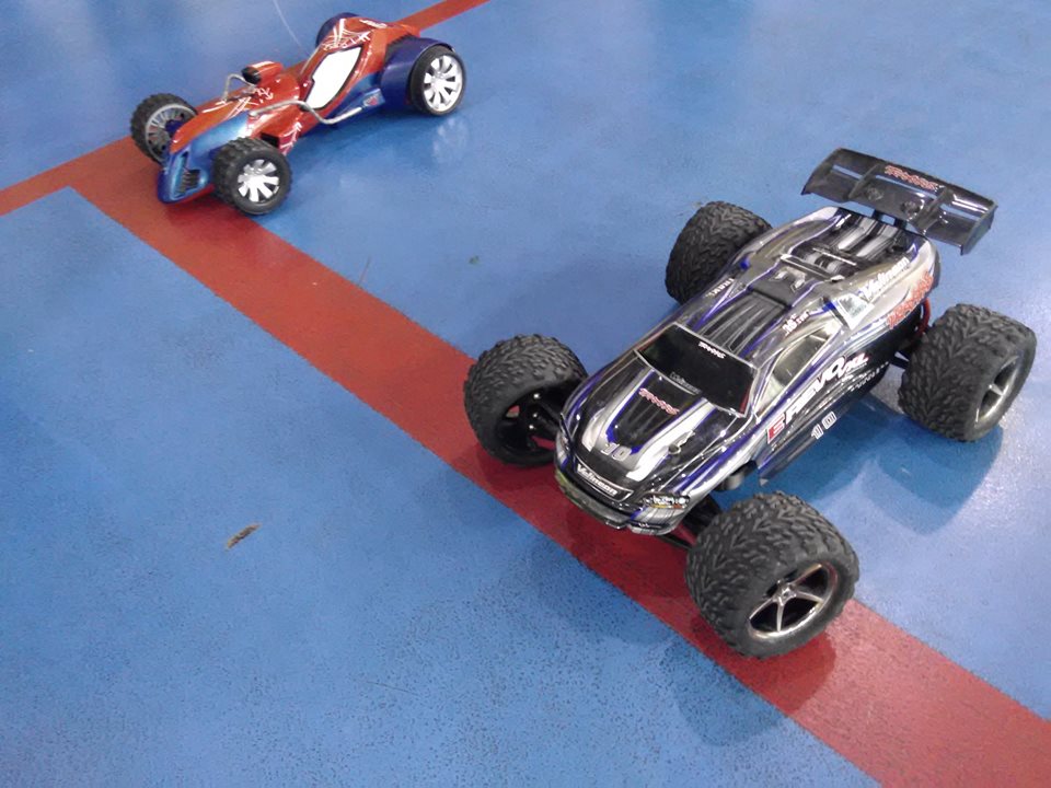 VII POWIATOWE ZAWODY MODELI SAMOCHODÓW RC