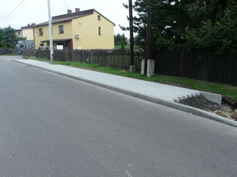 Chodnik wzdłuż ul. Ułańskiej