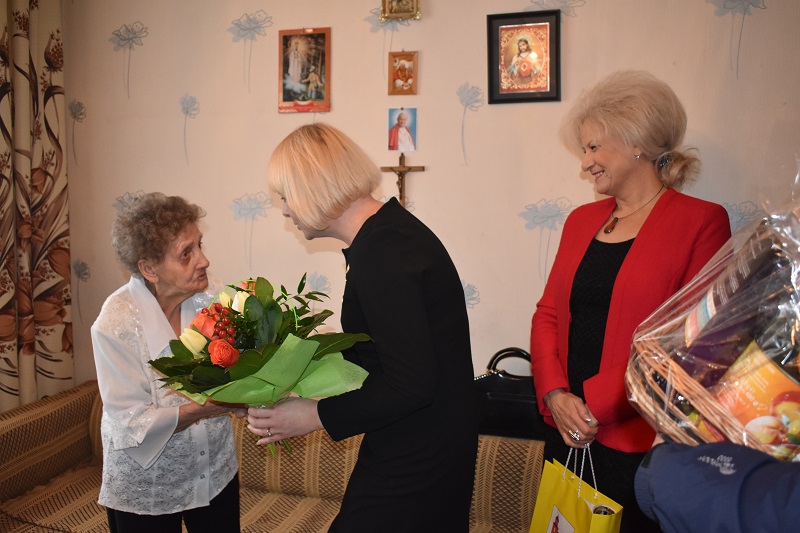 Odwiedziny jubilatki - Teresa Zych