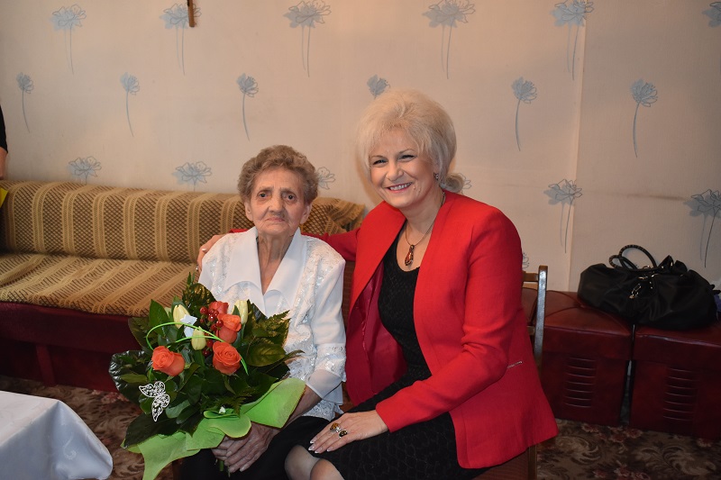 Odwiedziny jubilatki - Teresa Zych