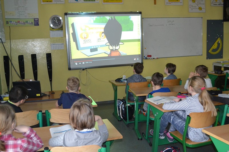 Bądź bezpieczny w internecie- ZS Goławiec