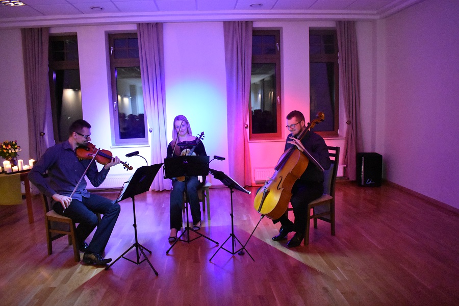 Koncert trio smyczkowego - Dzień kobiet