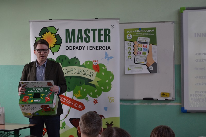 Spotkanie z cyklu "Dbamy o środowisko" w ZS na Goławcu