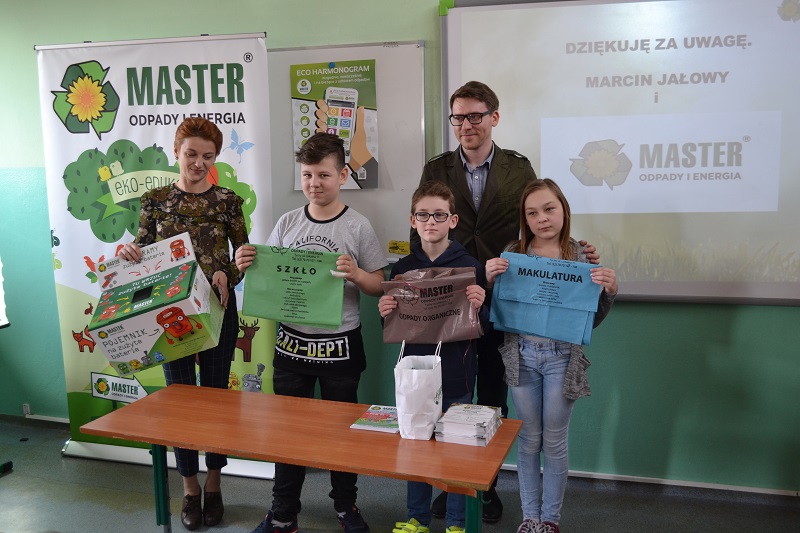 Spotkanie z cyklu "Dbamy o środowisko" w ZS na Goławcu