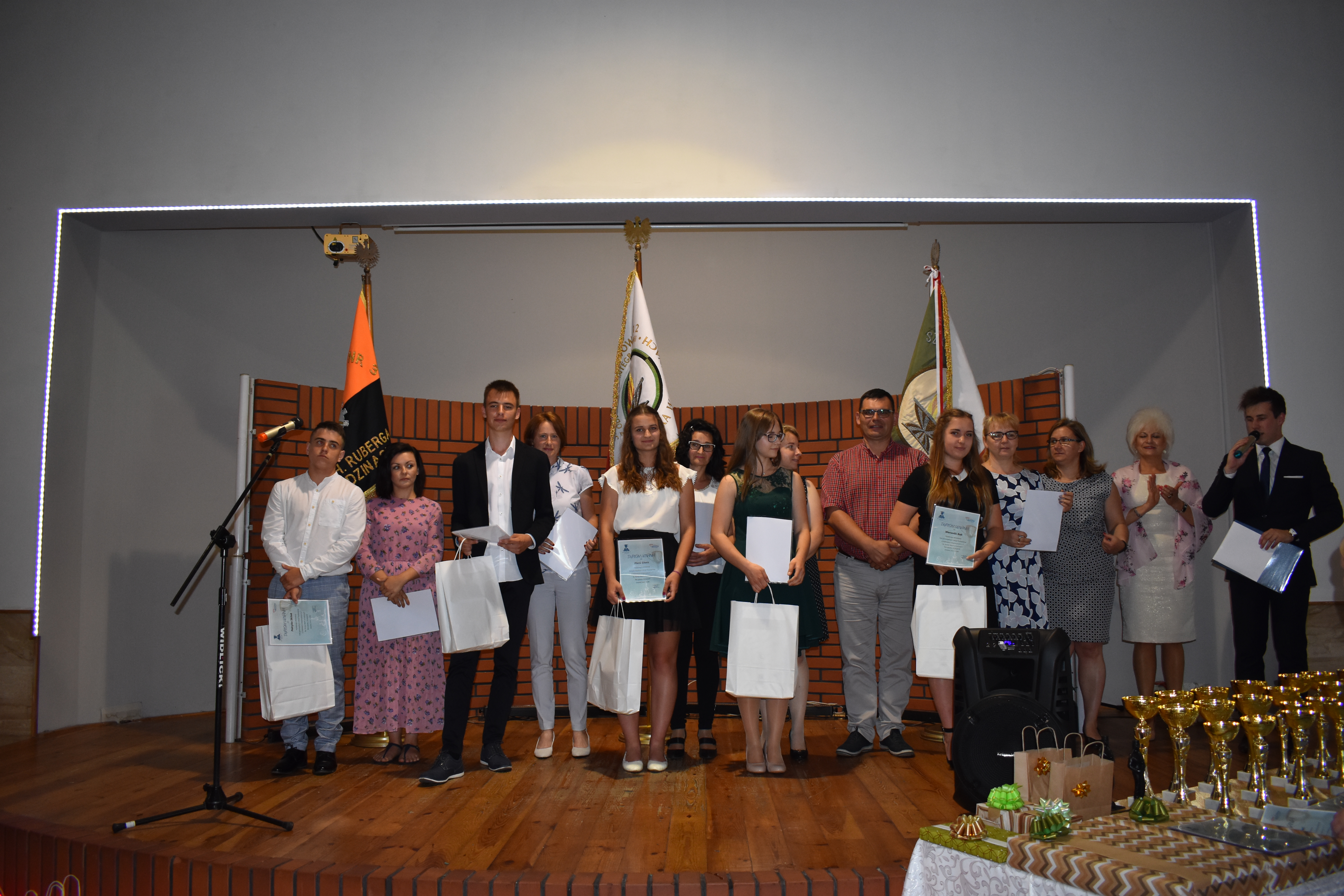 Gala Najlepszych Absolwentów Lędzińskich szkół rocznik 2018/2019