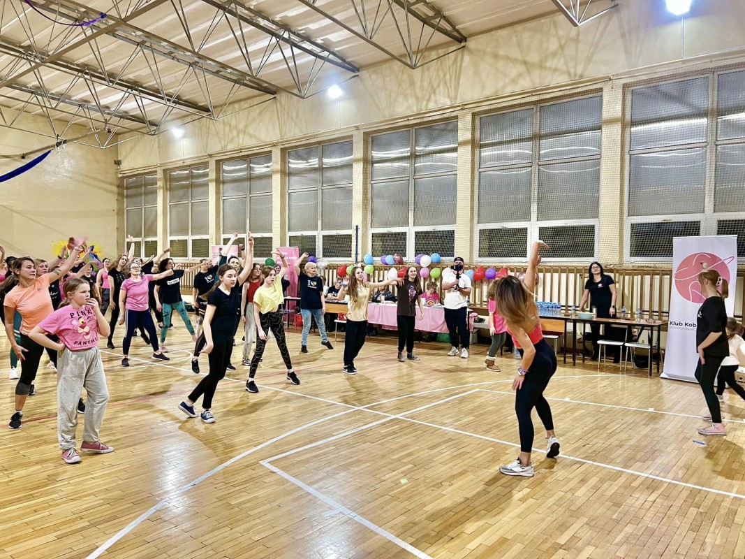 Uczestnicy Charytatywnego Maratonu Zumby