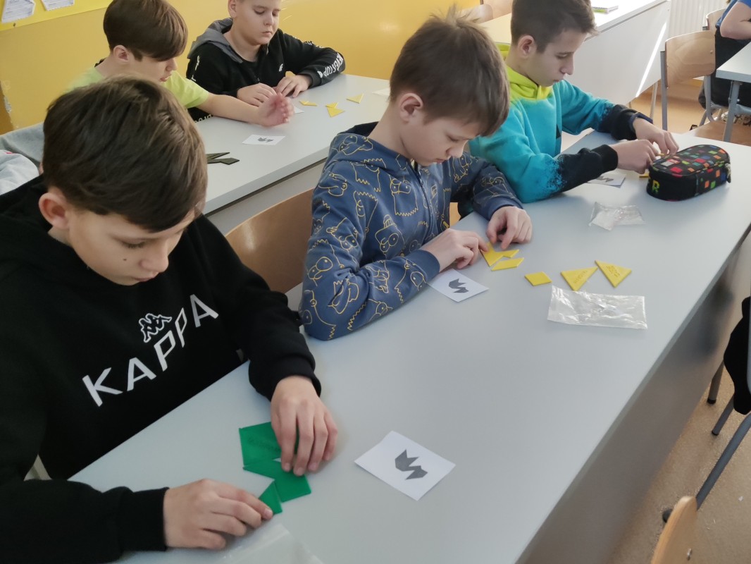 Szkolny Tydzień Matematyki i dzień liczy Pi w Szkole Podstawowej nr 4 w Lędzinach