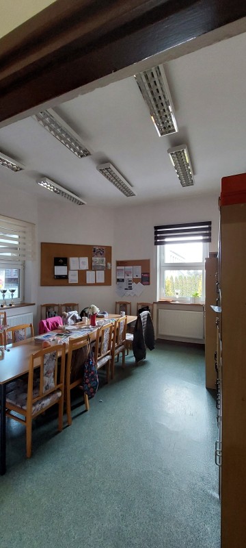 Modernizacja instalacji oświetlenia na energooszczędne w SP 4