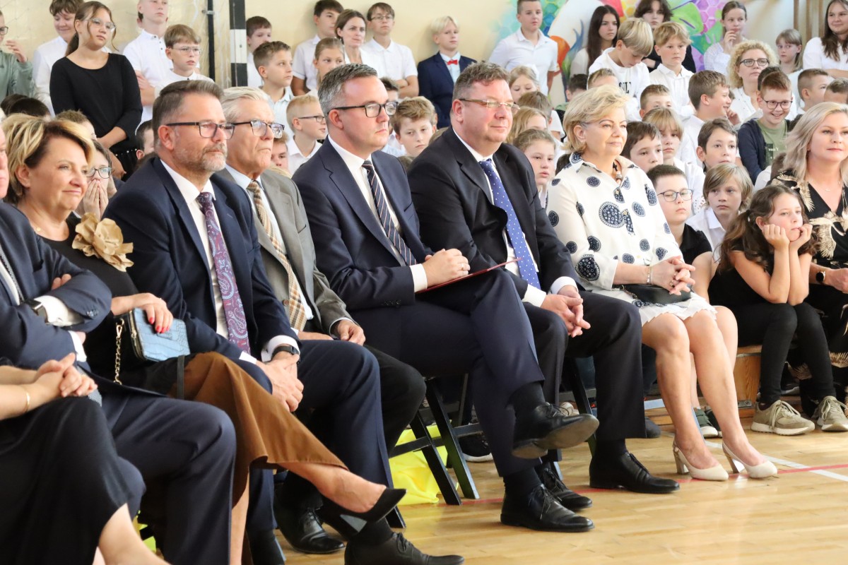 uroczyste zakończenie robót budowlanych w SP 2