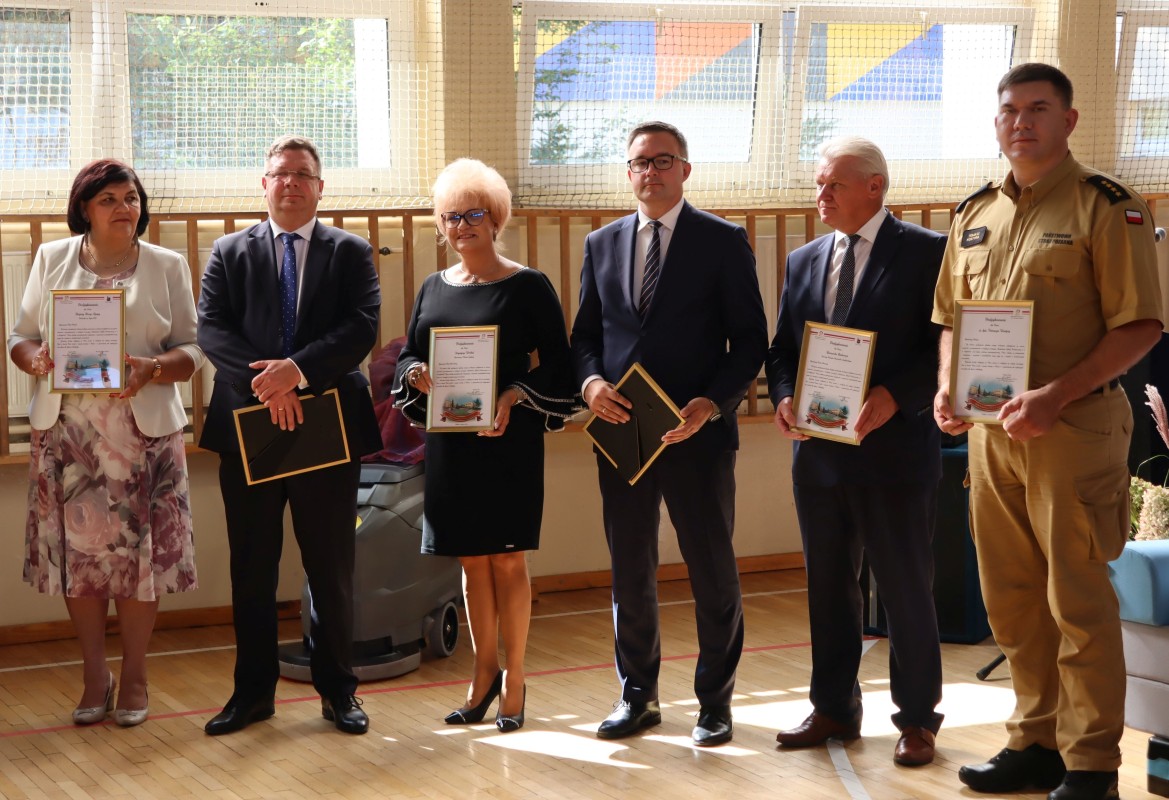 uroczyste zakończenie robót budowlanych w SP 2