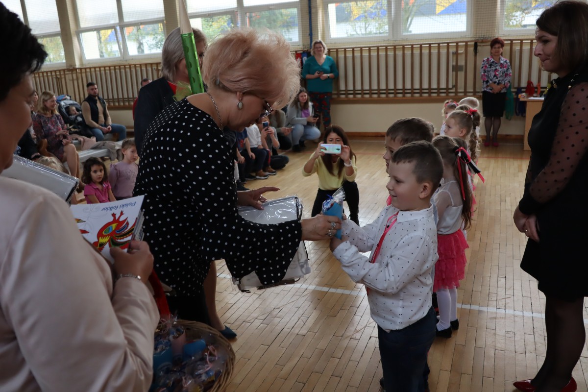 pasowanie na przedszkolaka w szkole podstawowej nr 2 w lędzinach