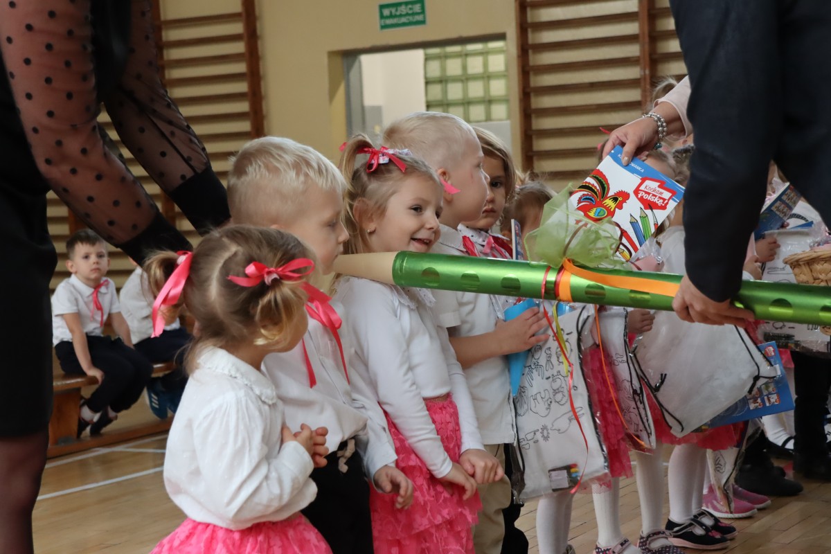 pasowanie na przedszkolaka w szkole podstawowej nr 2 w lędzinach