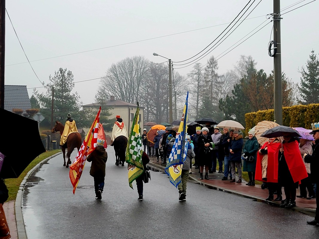 Orszak Trzech Króli w Parafii Chrystusa Króla w Lędzinach