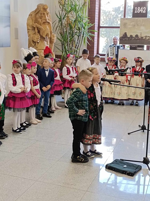 występ przedszkolaków w KWK Piast- Ziemowit