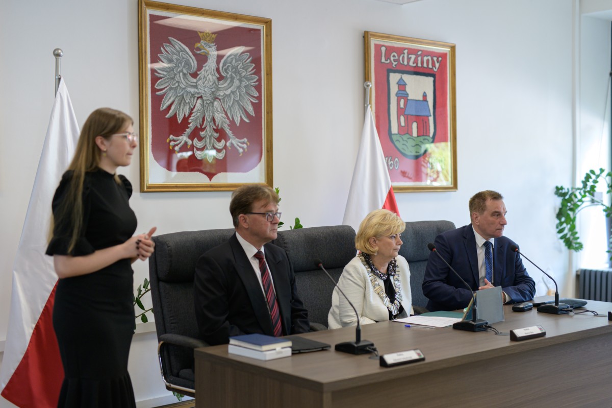 I Sesja Rady Miasta Lędziny IX kadencji