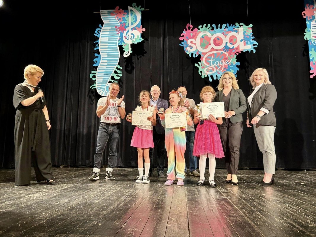 sCool Stage - Powiatowy Festiwal Muzyki i Tańca