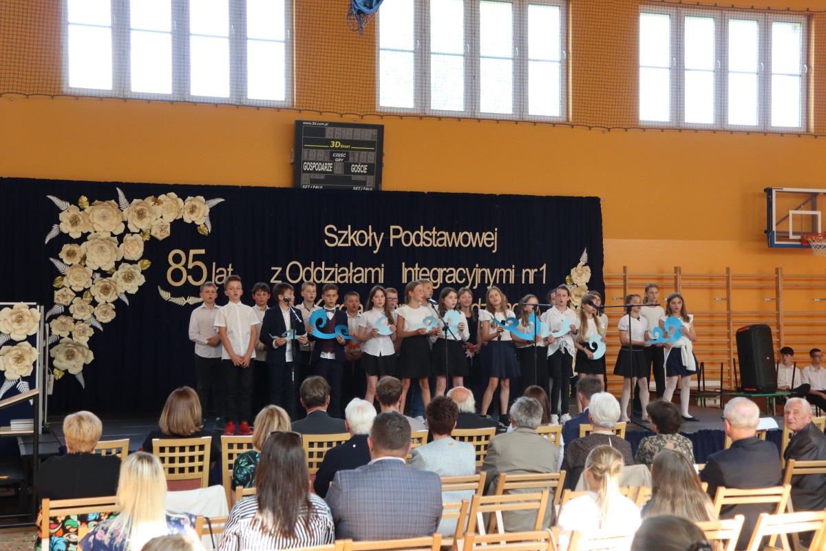 85 lat SP1