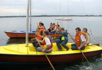 Integracyjny biwak żeglarski w Chełmie Śląskim w 2007